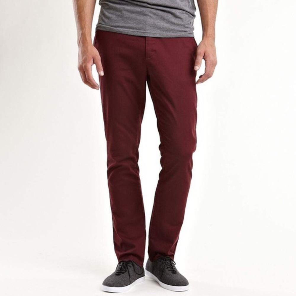 Bullhead Burgundy Chinos 34 x 32